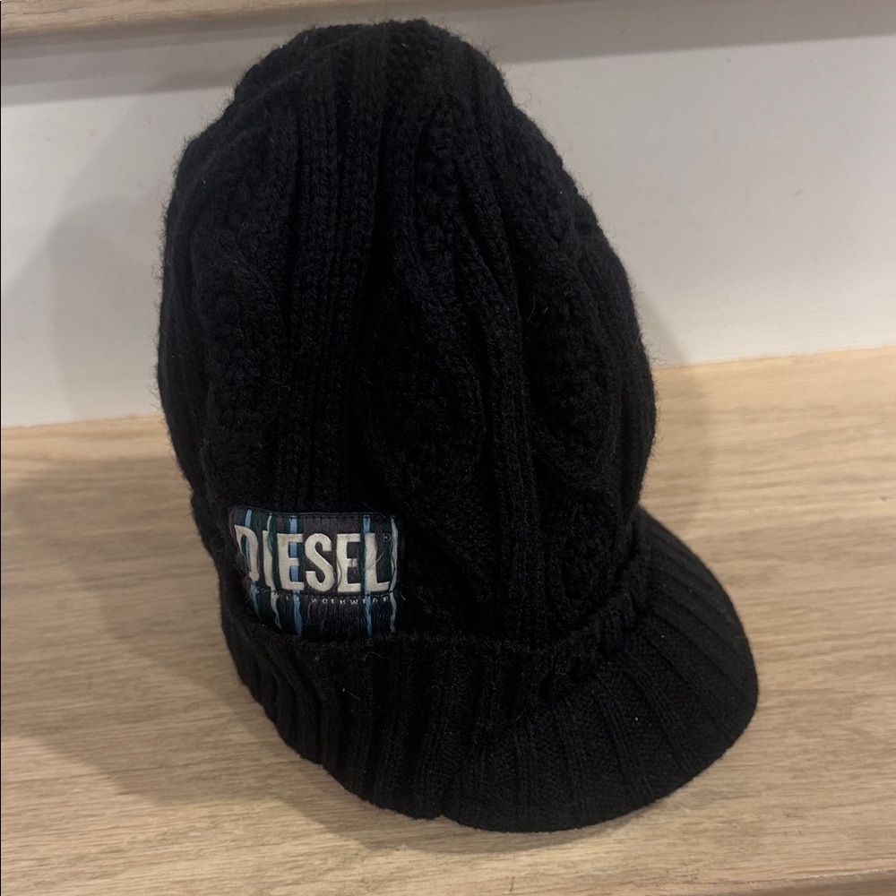 Diesel Black Cable Knit Billed Beanie / Toque